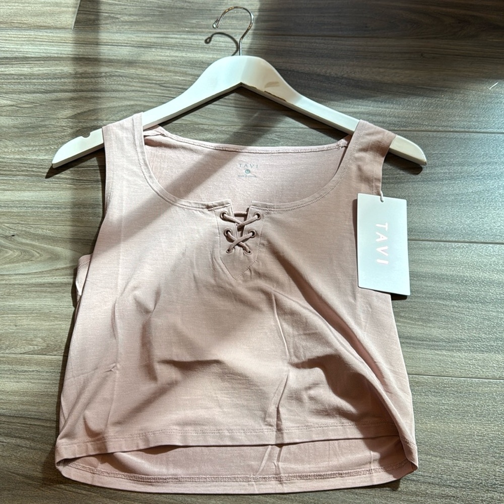 Tavi crop laced up tank